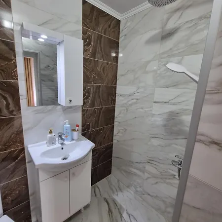 Tatil Evi на село